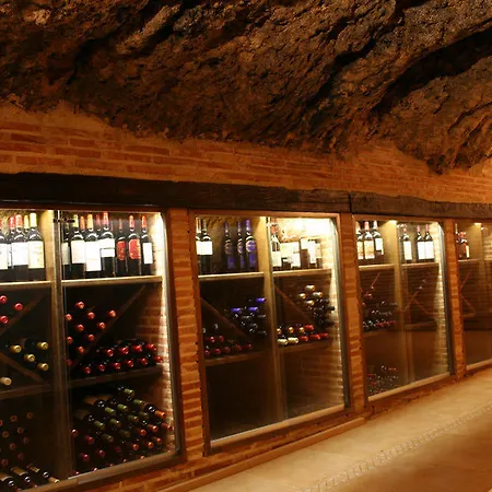 Restaurante La Muralla * Ona