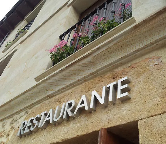 Restaurante La Muralla Gæstehus *