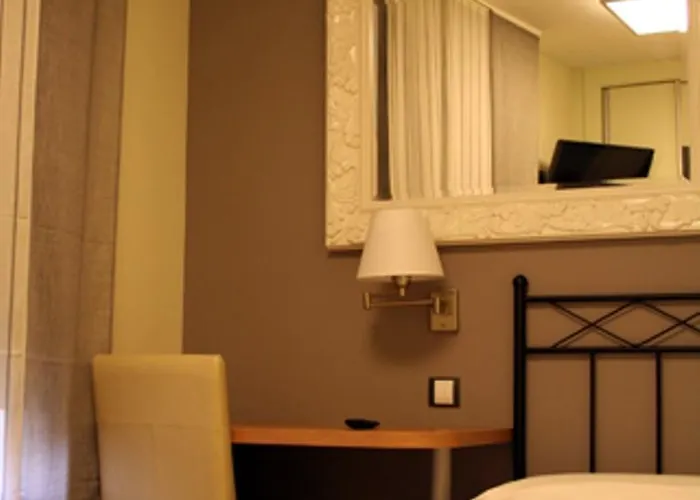 Restaurante La Muralla * Oña